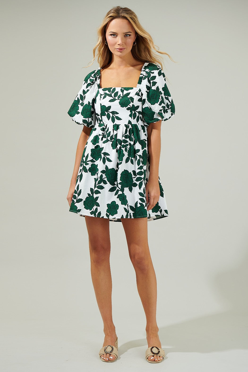 GREEN WITH FLORAL ENVY DRESS | Everly & Co. Boutique GREEN WITH FLORAL ENVY DRESS | Everly & Co. Boutique