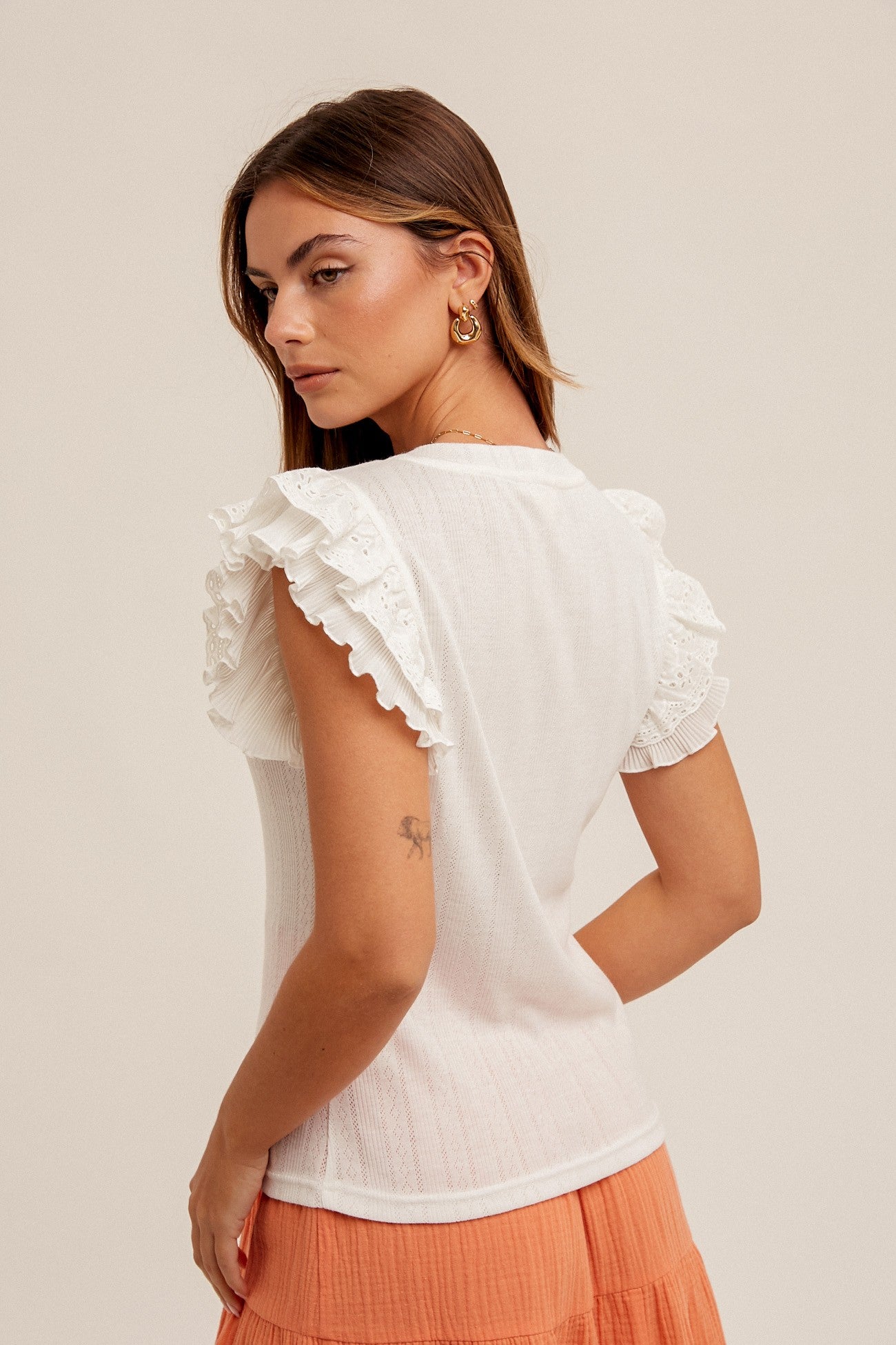 THE HALEY RUFFLE TEE