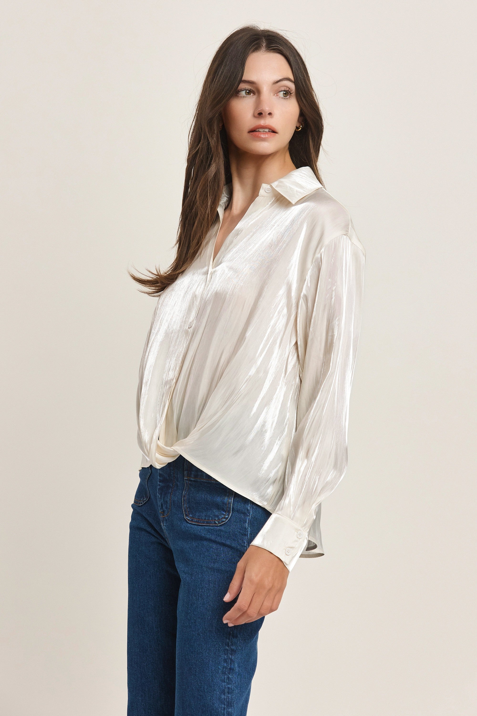 SHIMMER AND SHINE TWIST BLOUSE