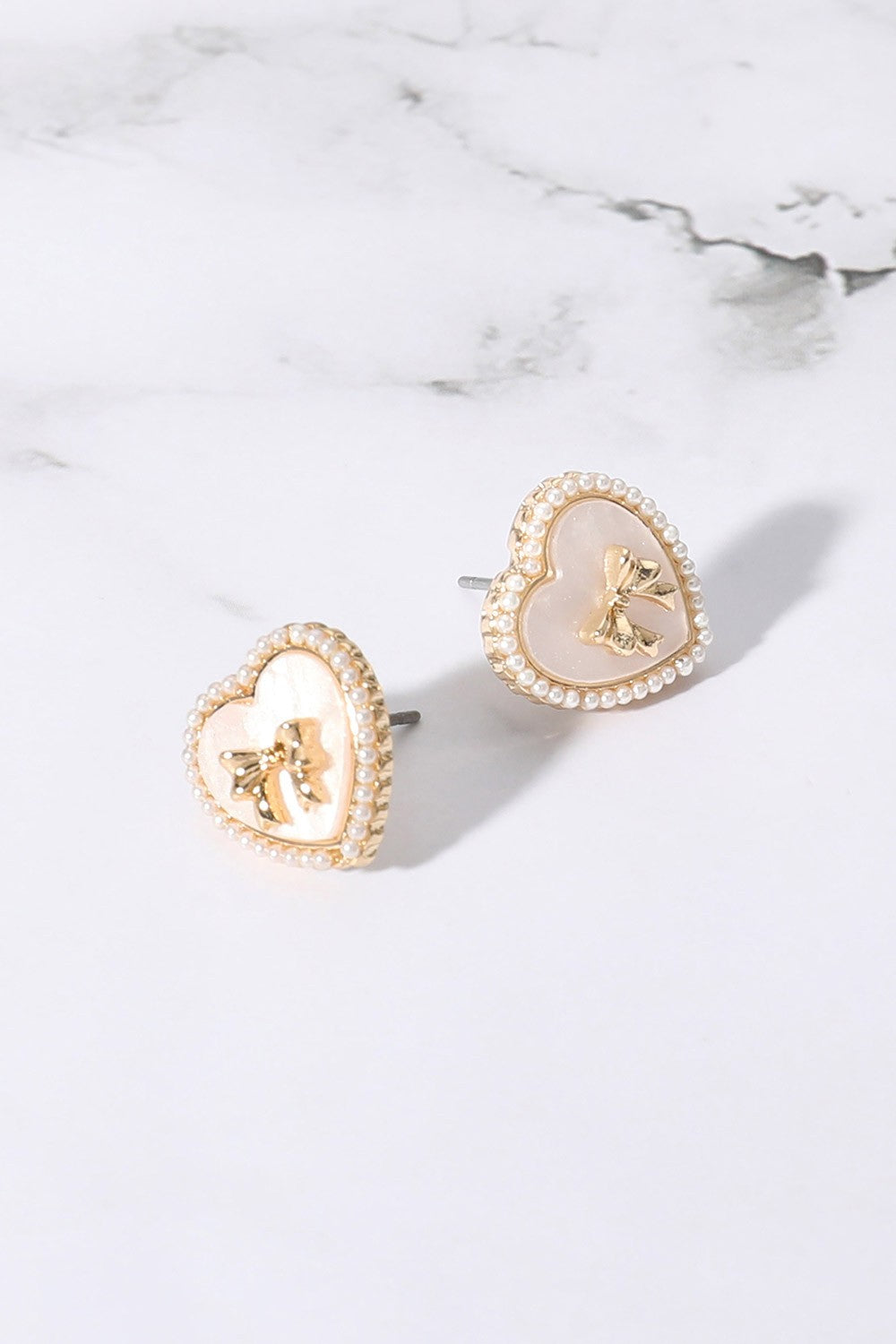 I HEART BOWS STUDS