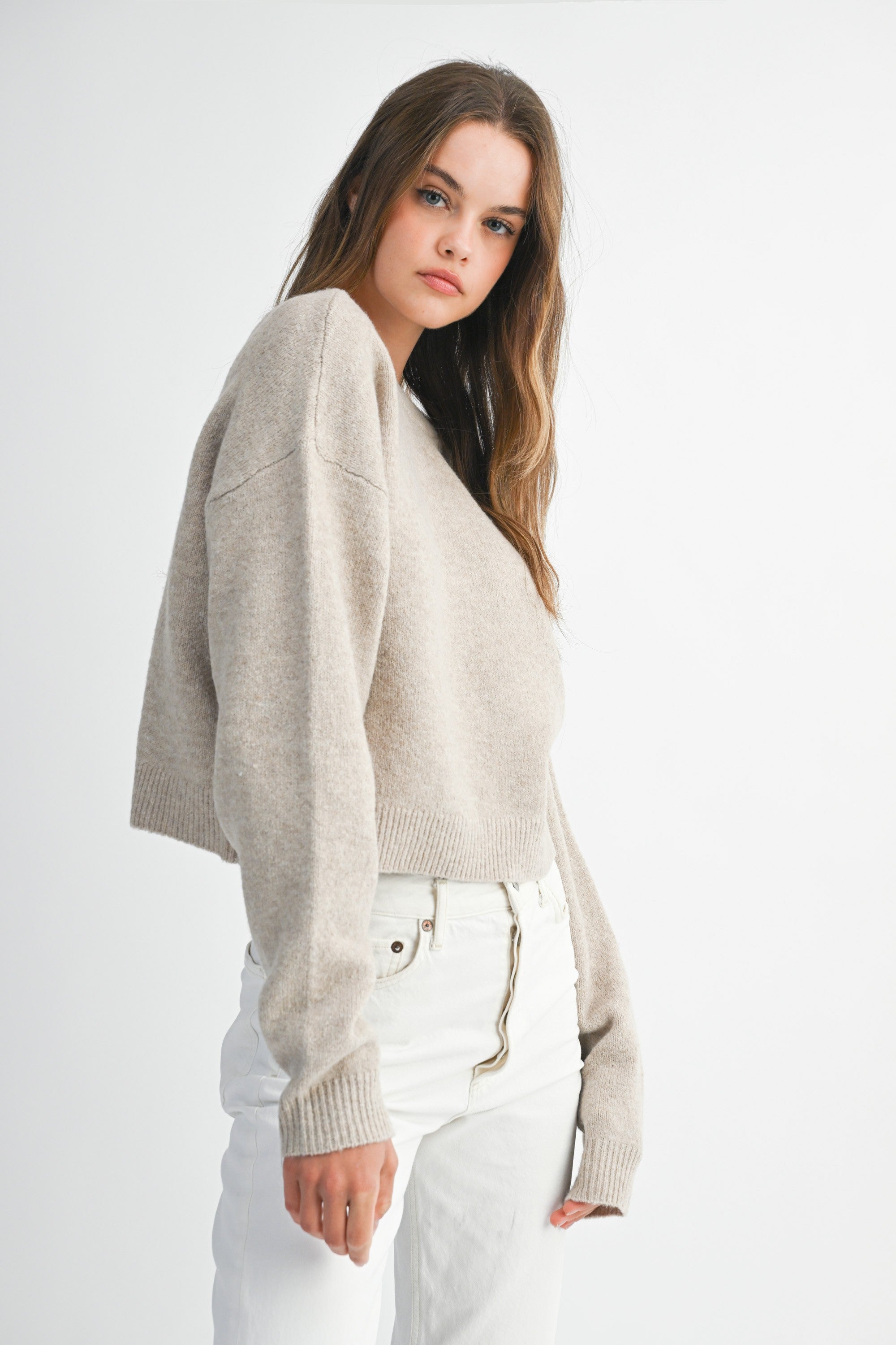 YOUR WAY BOW SWEATER