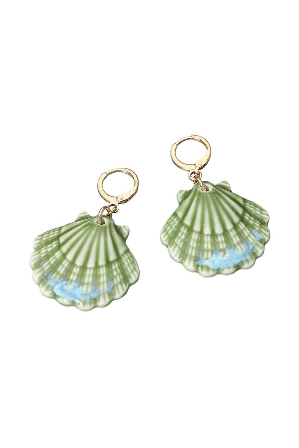 SCALLOPED SHELL EARRING