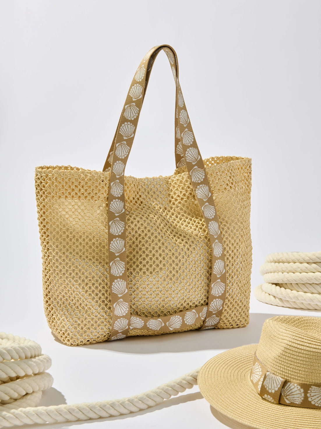 THE SHELLY TOTE AND HAT