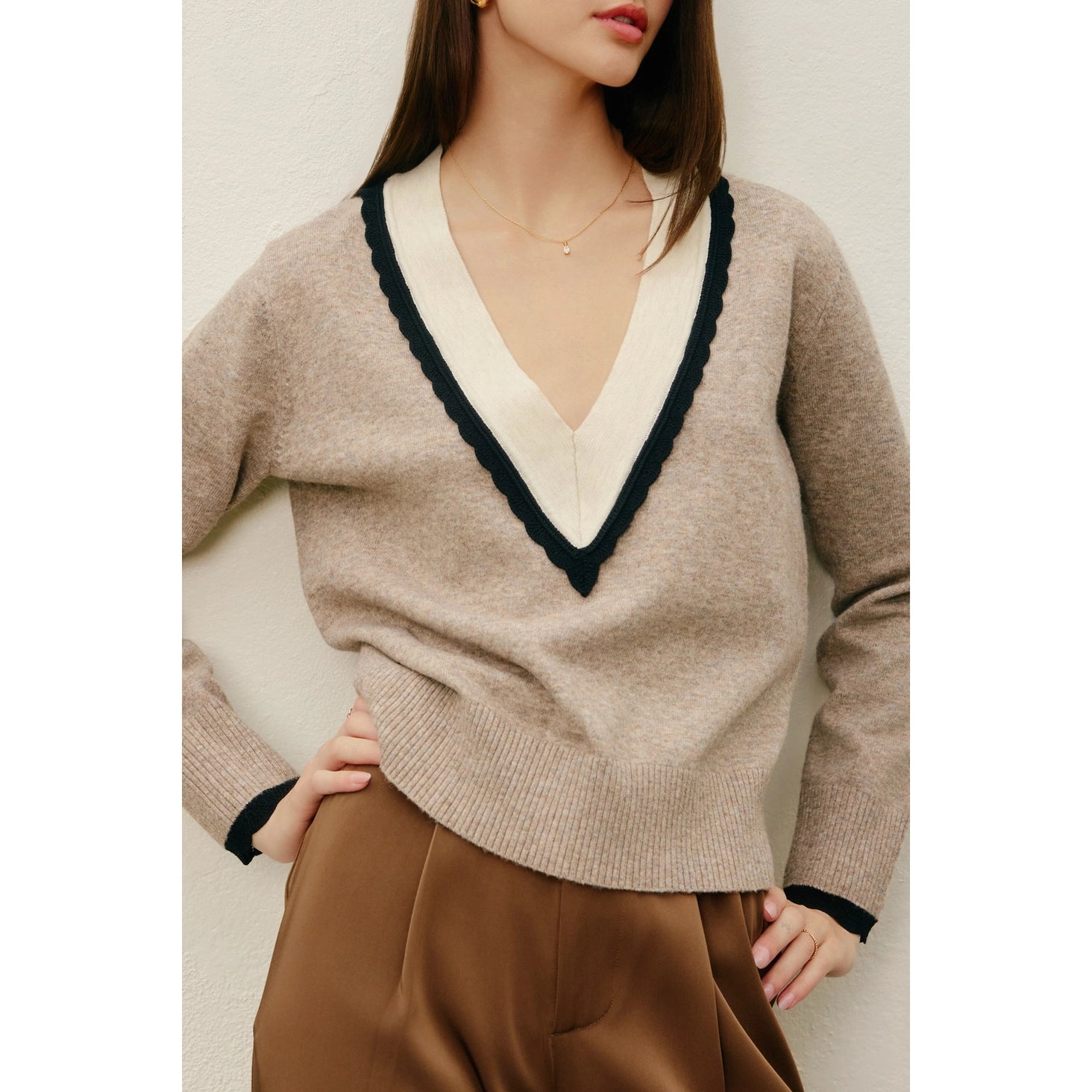 THE VICTORIA SWEATER